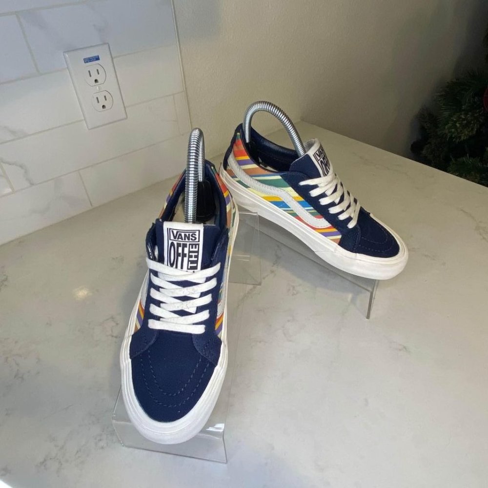 Vans "Dress Blues" Retro Stripes Sk8-Low Reissue Womens Size 6 / Mens Size 4.5 S